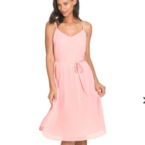 long tall sally Dresses & Skirts - New long tall sally PLEATED GEORGETTE DRESS Sz 8